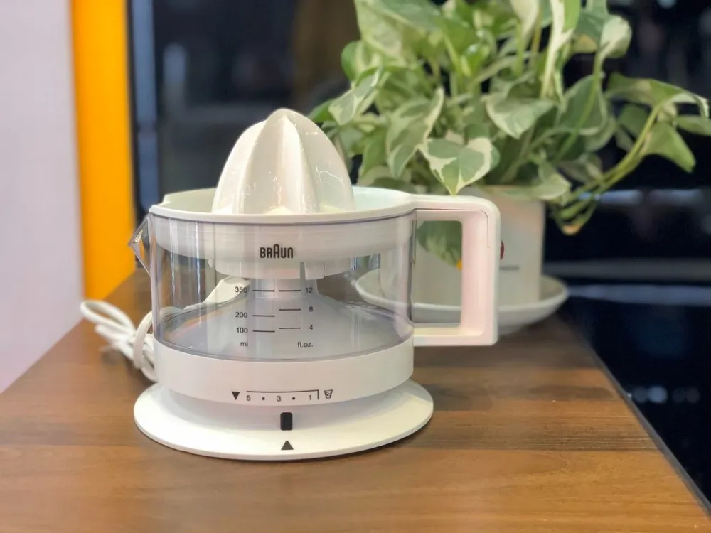 Máy vắt cam Braun CJ3000