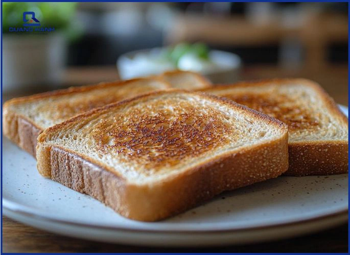 Để bánh nghỉ trước khi thưởng thức