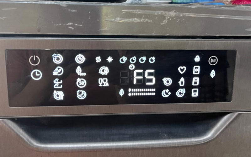 Máy rửa bát Hafele báo lỗi f5