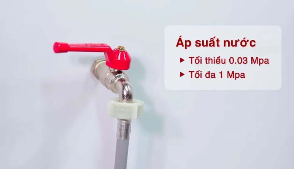 Tháo phần đầu vòi nước