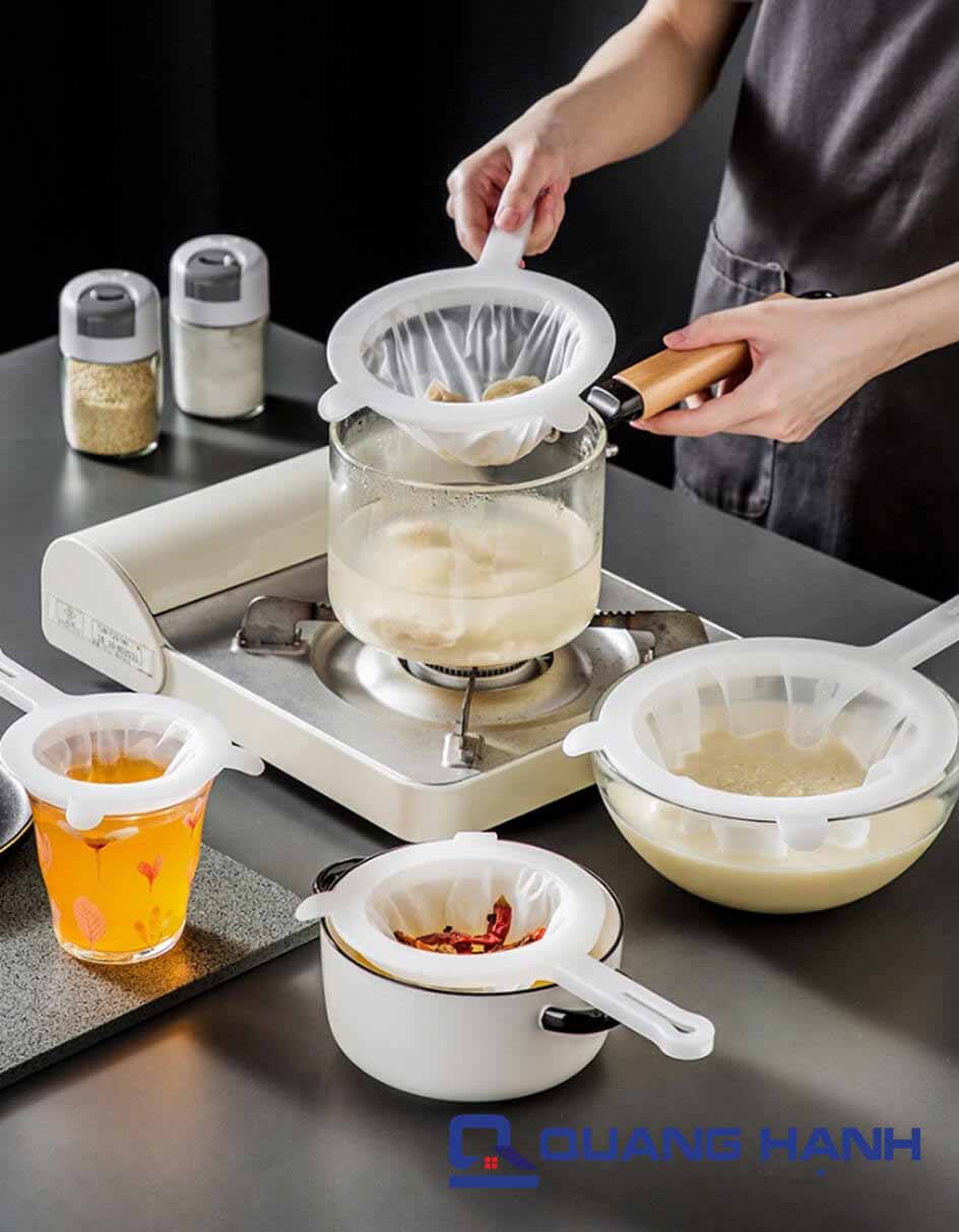 cách làm sữa hạt bằng máy xay sinh tố