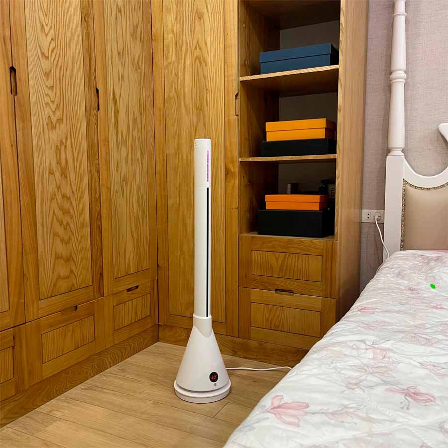 Ảnh thực tế Máy sưởi 2 chiều bù ẩm U ULTTY CR018HM