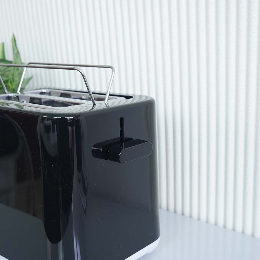 Ảnh thực tế Máy nướng bánh mì Braun HT1010BK