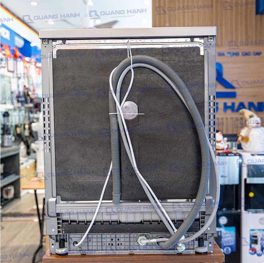 Ảnh thực tế Máy rửa bát Hafele HDW-F6012G 535.29.672