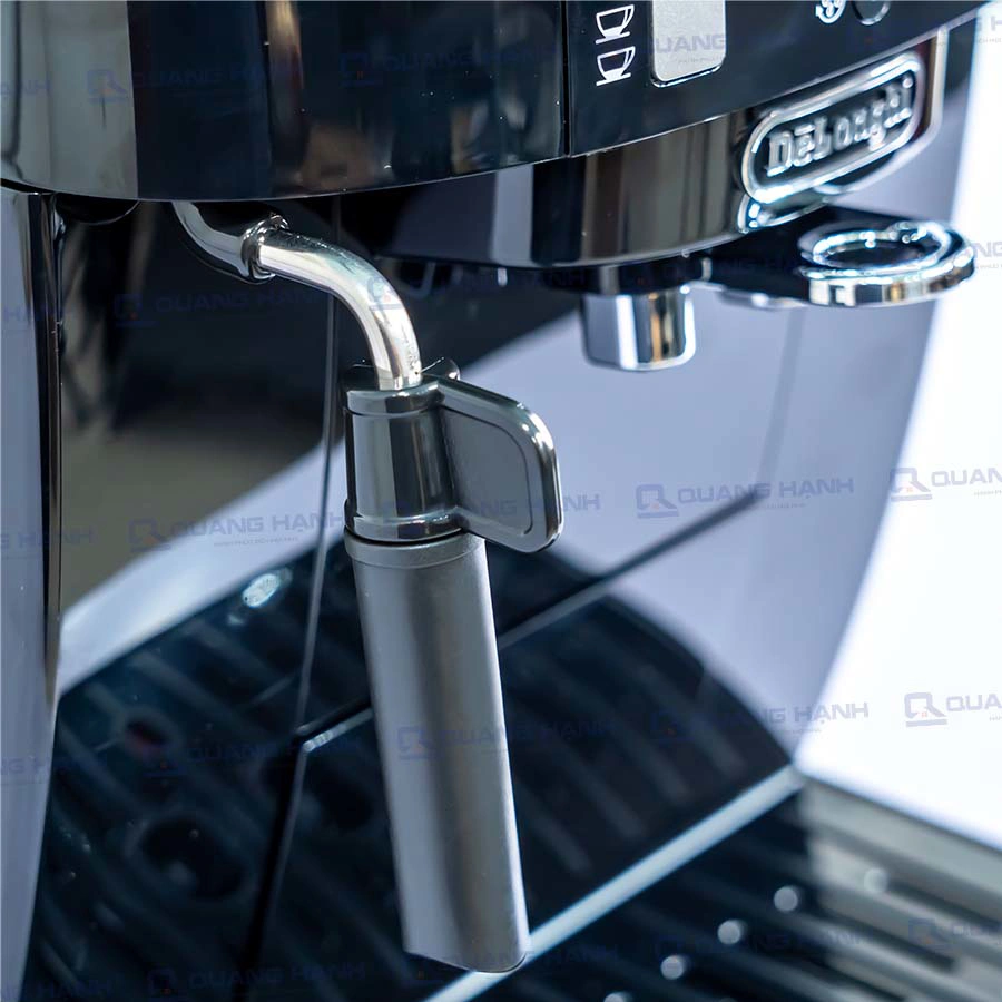 Ảnh thực tế Máy pha cà phê Delonghi ECAM12.122.B