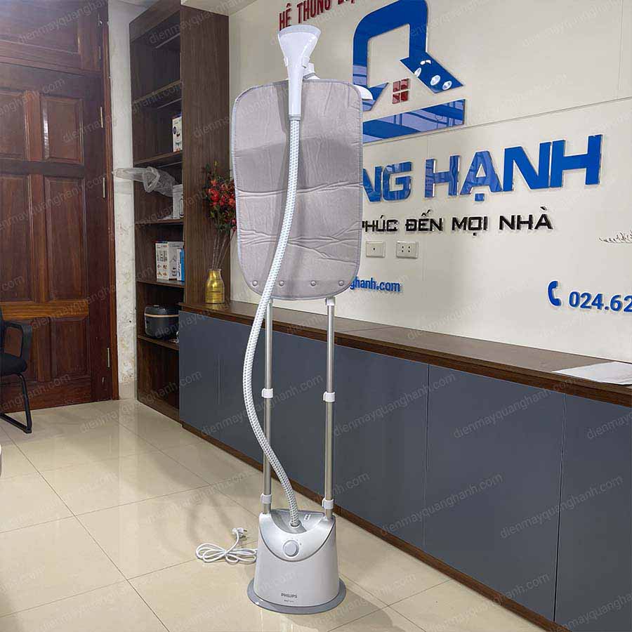 Ảnh thực tế Bàn ủi hơi nước đứng GC487/89