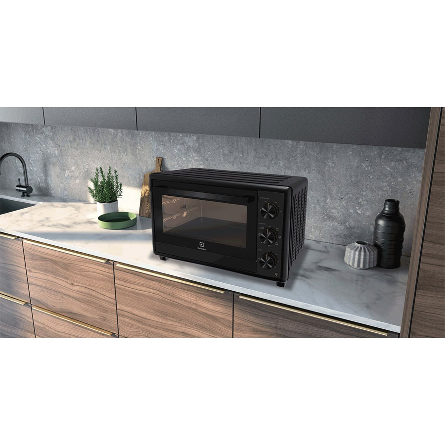 Lò nướng Electrolux EOT4022XFG 40 lít