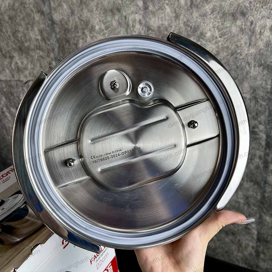 Ảnh thực tế Nồi áp suất BARAZZONI Facile Dual System CM22 6 L