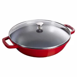 Chảo gang Staub Wok màu đỏ cherry 29cm – 4.25L