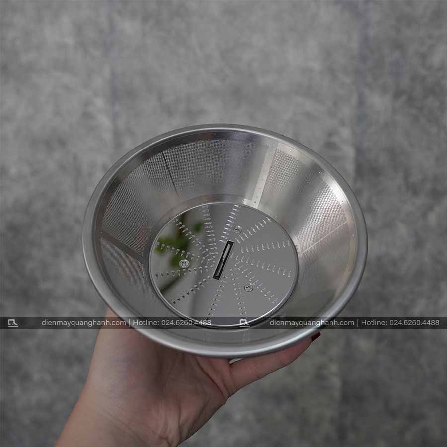 Ảnh thực tế Máy ép trái cây Braun J500
