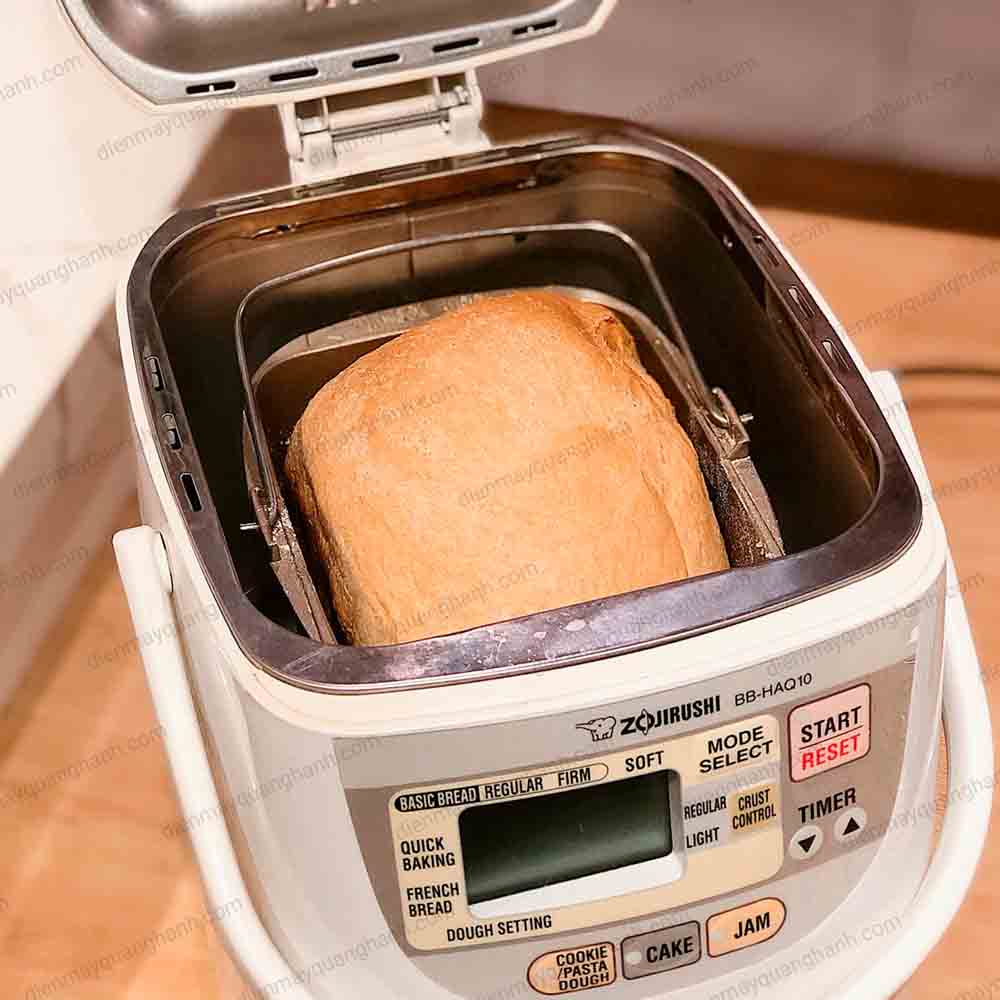 Máy làm bánh mì Zojirushi BB-HAQ10-WZ