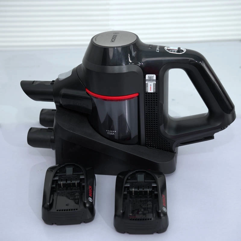 Ảnh thực tế Máy hút bụi cầm tay Bosch BCS712XXL
