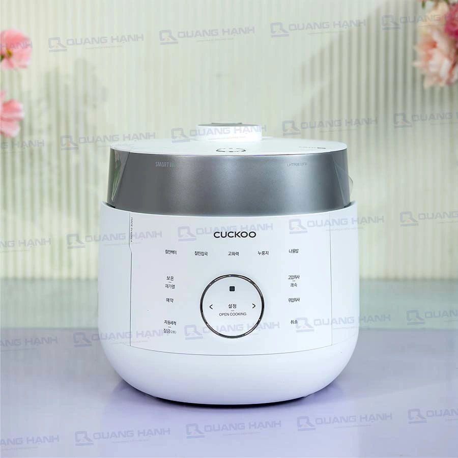 Ảnh thực tế Nồi cơm điện cao tần áp suất kép Cuckoo CRP-LHTR0610FW dung tích 1.08 lít (BH Chính Hãng)