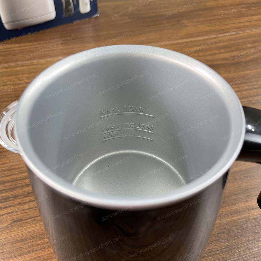 Ảnh thực tế Máy đánh sữa Delonghi EMF2.BK