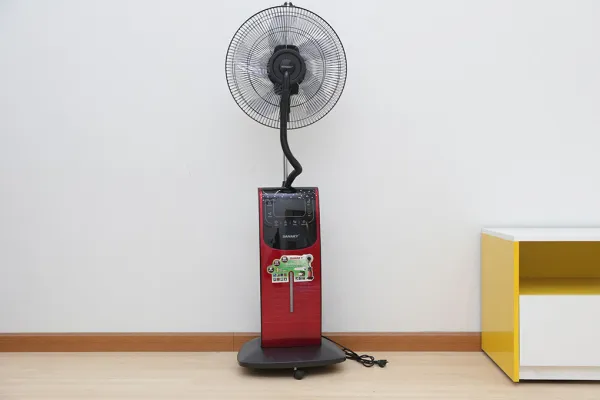 Quạt đứng phun sương Sanaky SNK-999HY màu đỏ