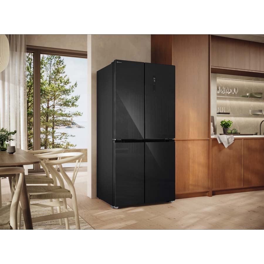 Tủ lạnh Multidoor Electrolux Inverter 496 lít EQE4915A-B