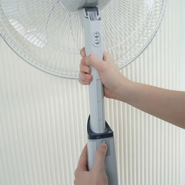 Quạt lửng Hatari HT-S16M7
