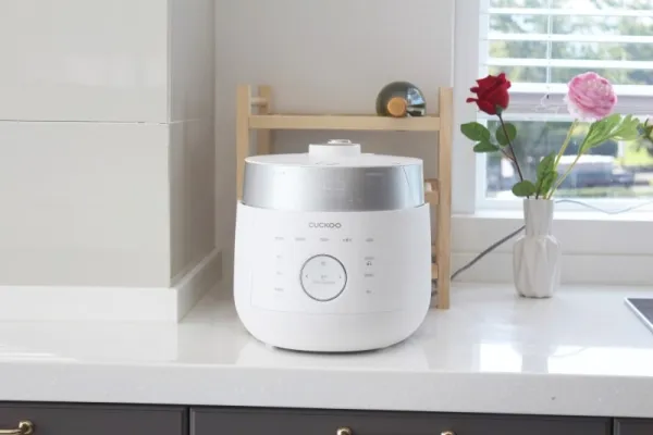 Nồi cơm điện cao tần áp suất kép Cuckoo CRP-LHTR0610FW 1.08 lít (Nội địa Hàn)