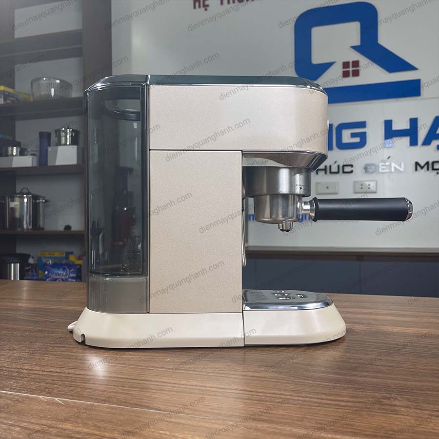 Ảnh thực tế Máy pha cà phê Delonghi EC885.BG