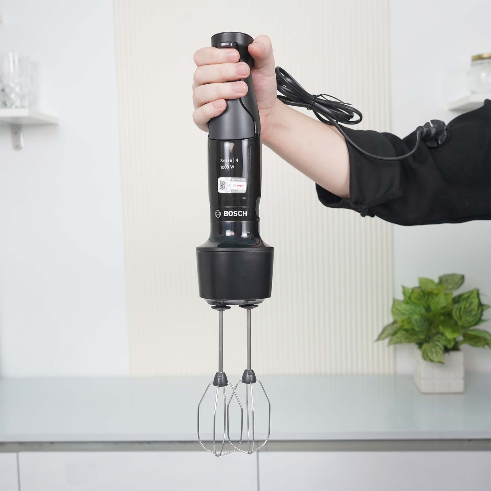 Ảnh thực tế Máy xay cầm tay Bosch MSM4B624