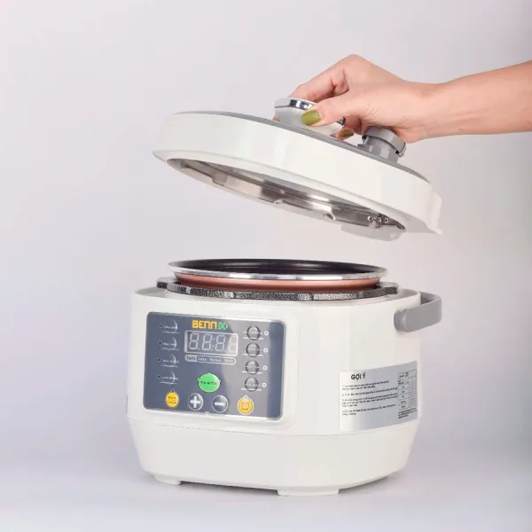 Nồi áp suất điện tử Bennix BN-25P 2.5 lít