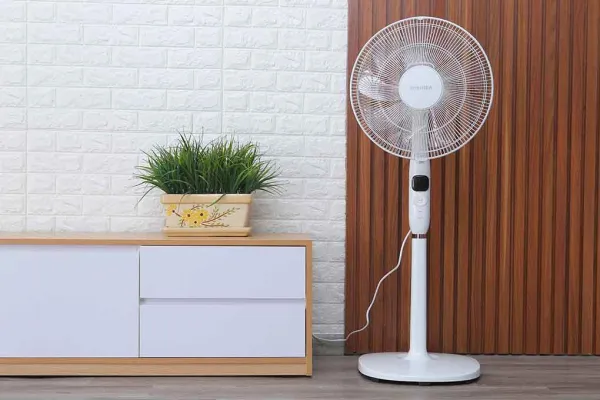 Quạt đứng Toshiba F-LSD10(W)VN