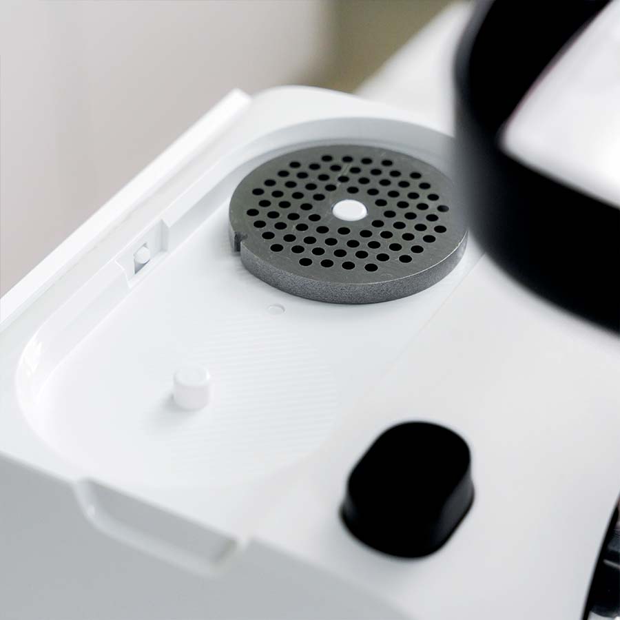 Ảnh thực tế Máy xay thịt Bosch MFWS420W
