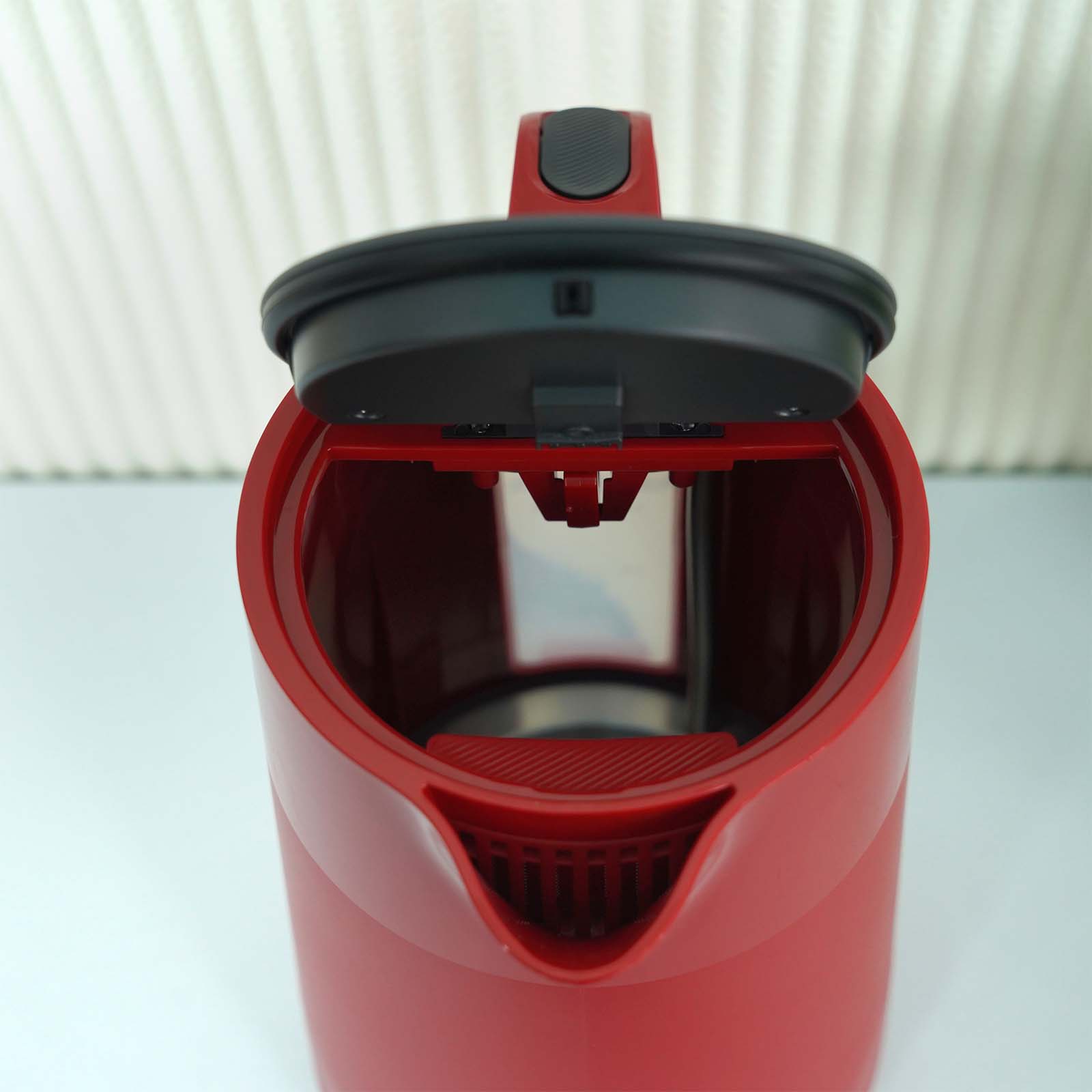 Ảnh thực tế Ấm đun siêu tốc Bosch TWK2M164