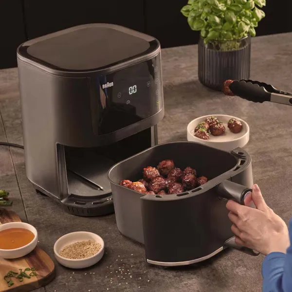 Nồi chiên không dầu Braun HF3030