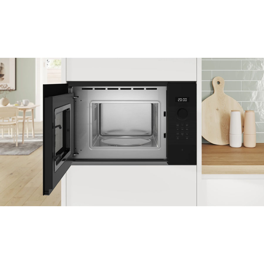 Lò vi sóng âm tủ Bosch BFL524MB2