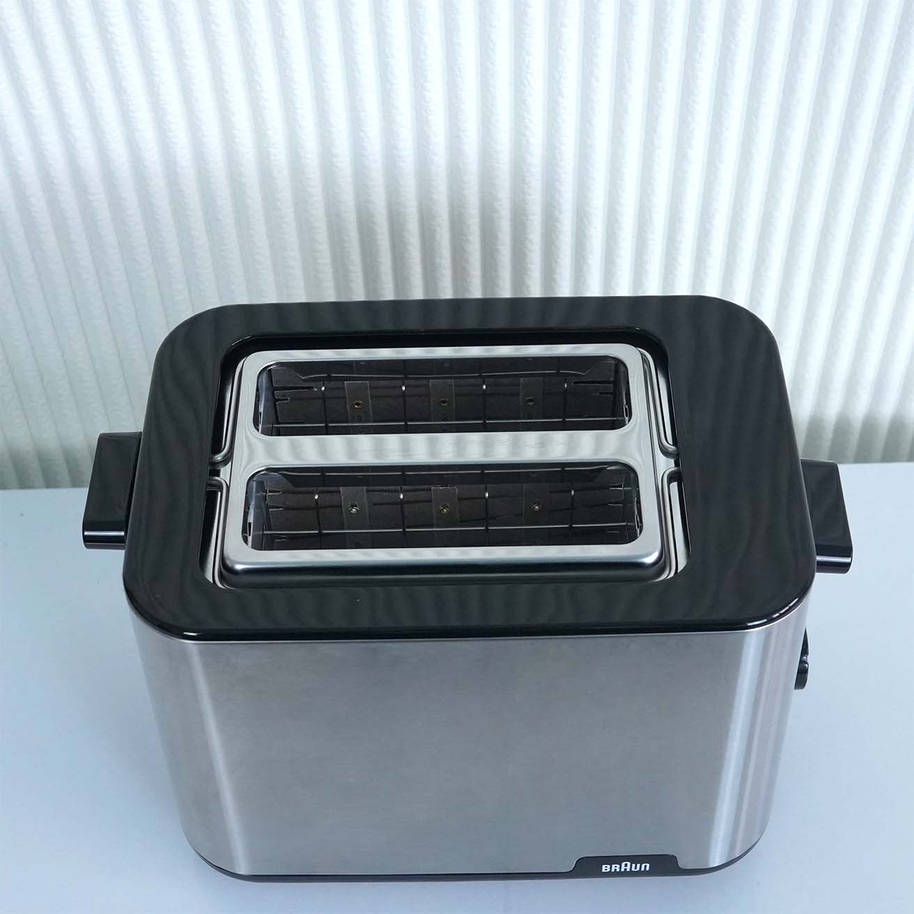 Ảnh thực tế Máy nướng bánh mì Braun HT1510BK