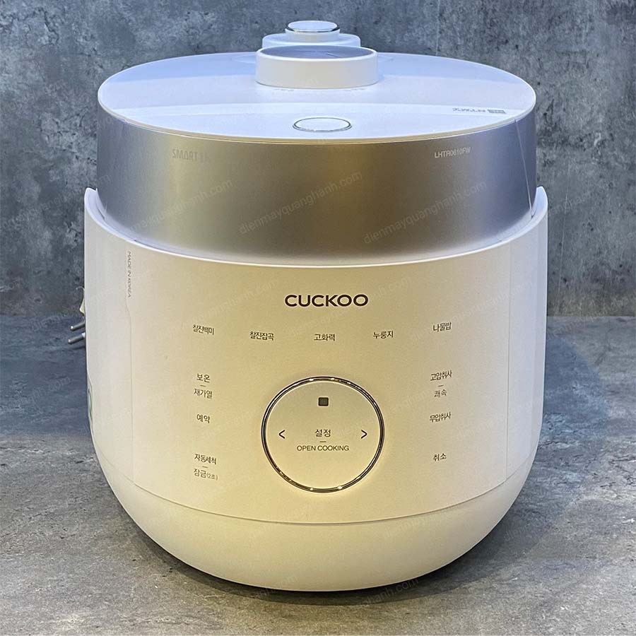 Ảnh thực tế Nồi cơm điện cao tần áp suất kép Cuckoo CRP-LHTR0610FW 1.08 lít (Nội địa Hàn)