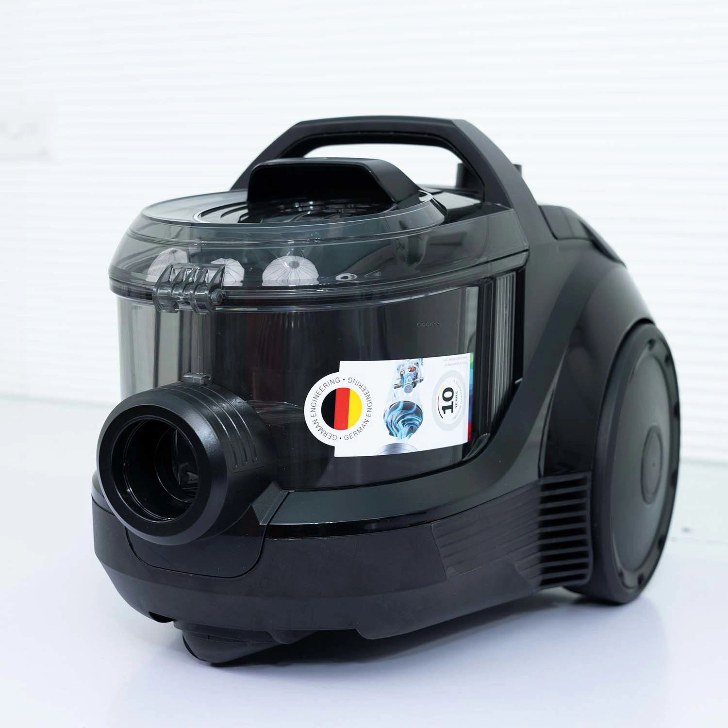 Ảnh thực tế Máy hút bụi có dây BOSCH BGS21WX100 Serie 4 công suất 2000W sản xuất tại Ba Lan