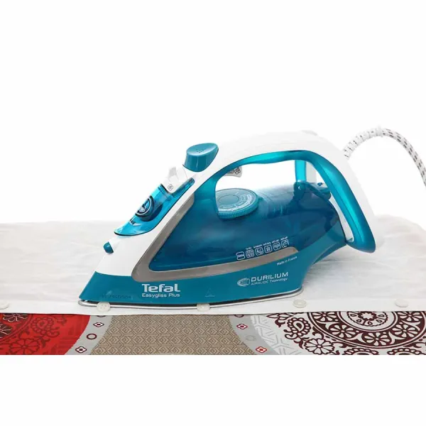 Bàn ủi hơi nước Tefal FV5737E0 – 2500W
