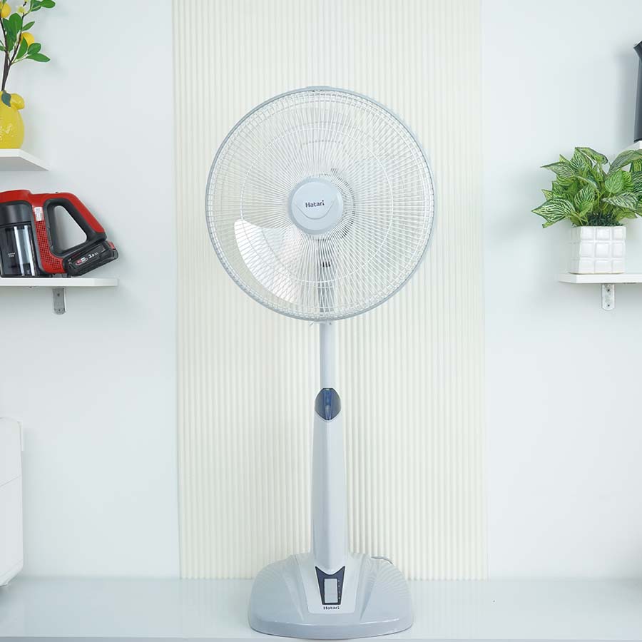 Ảnh thực tế Quạt lửng Hatari HT-S16M7