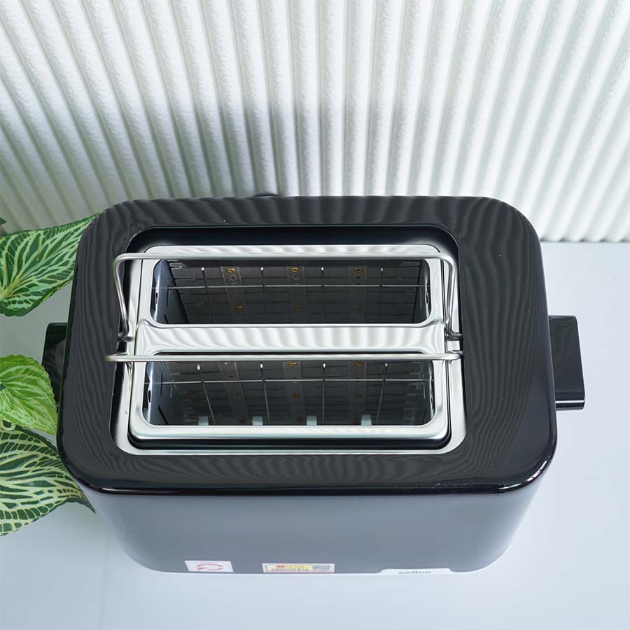 Ảnh thực tế Máy nướng bánh mì Braun HT1010BK