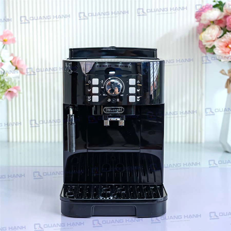 Ảnh thực tế Máy pha cà phê Delonghi ECAM12.122.B