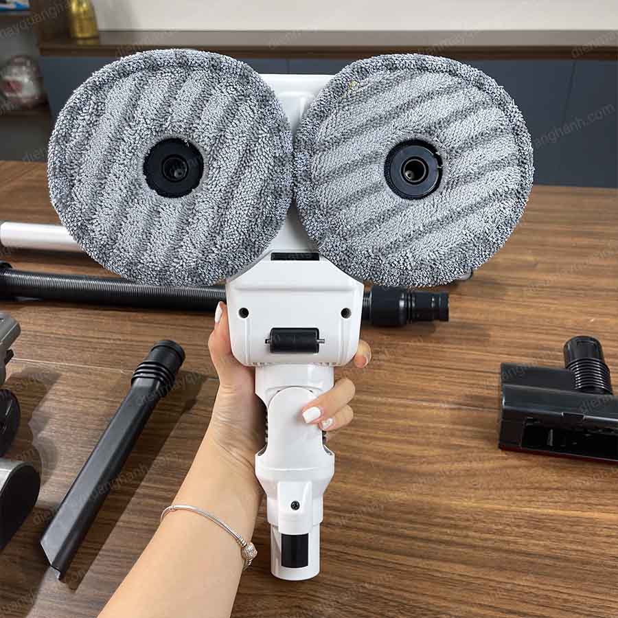 Ảnh thực tế Máy Hút Bụi Và Lau Nhà Ultty V08