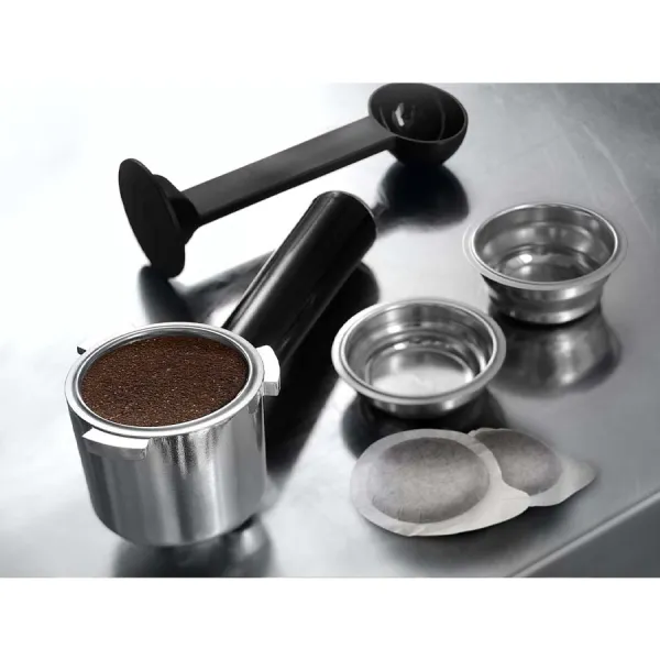 Máy pha cà phê Delonghi EC685.BK