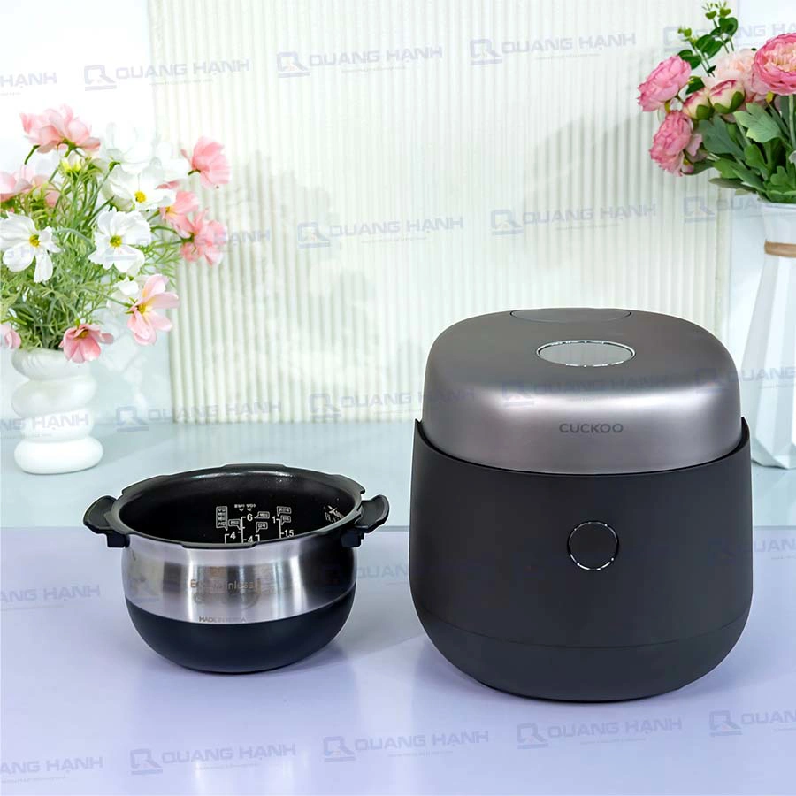 Ảnh thực tế Nồi cơm điện cao tần Cuckoo CRP-NHTR0610FB 1.08L