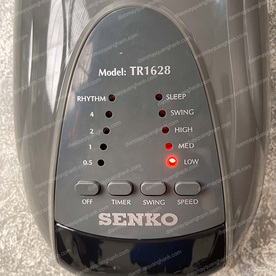 Ảnh thực tế Quạt treo tường Senko TR1628 có điều khiển
