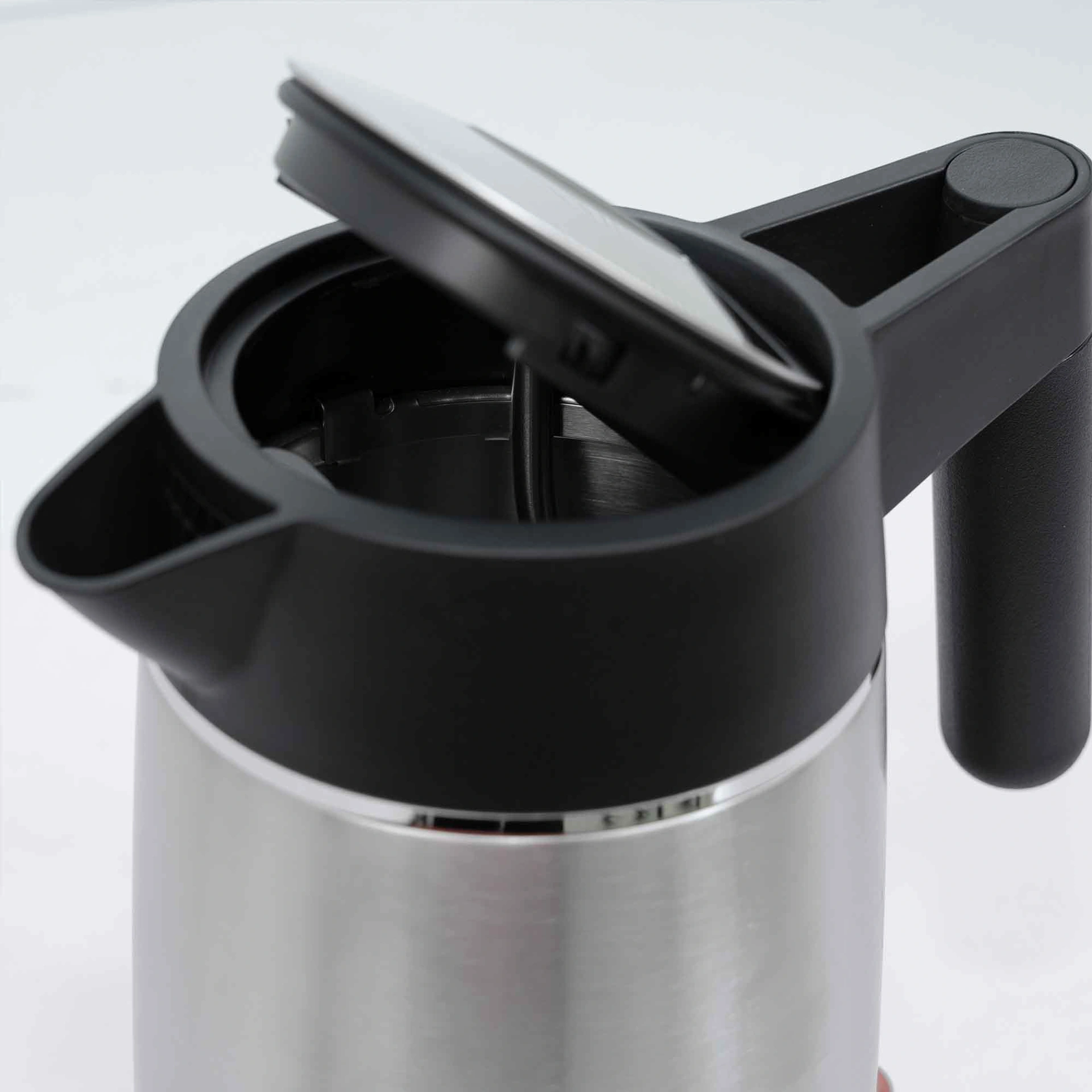 Ảnh thực tế Ấm đun siêu tốc Bosch TWK6M480