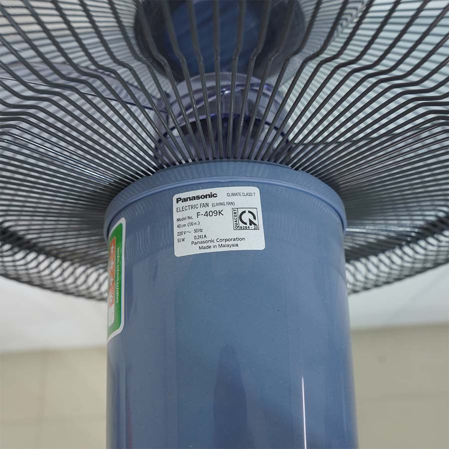 Ảnh thực tế Quạt đứng Panasonic F-409K có điều khiển