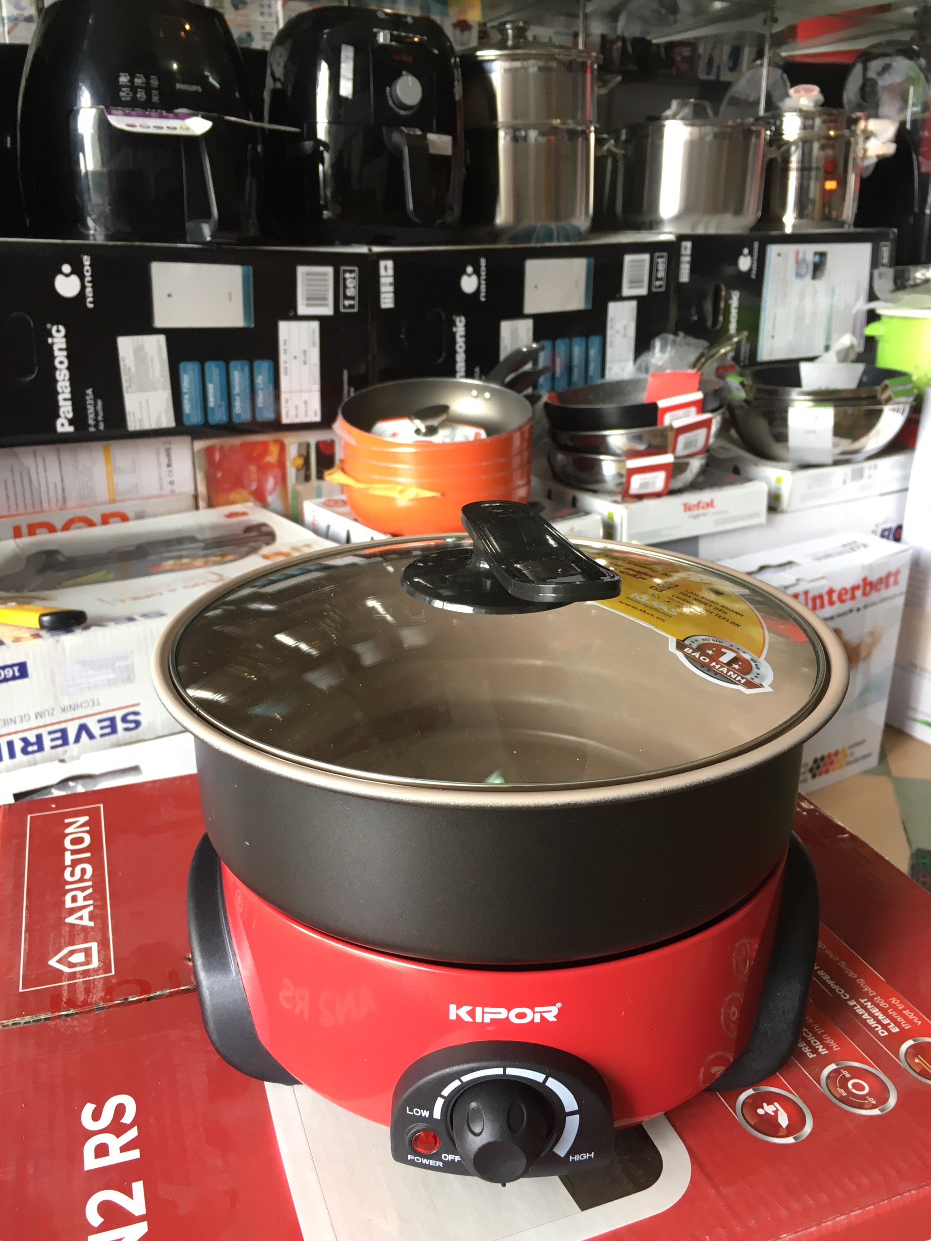 Lẩu điện kipor LR2810