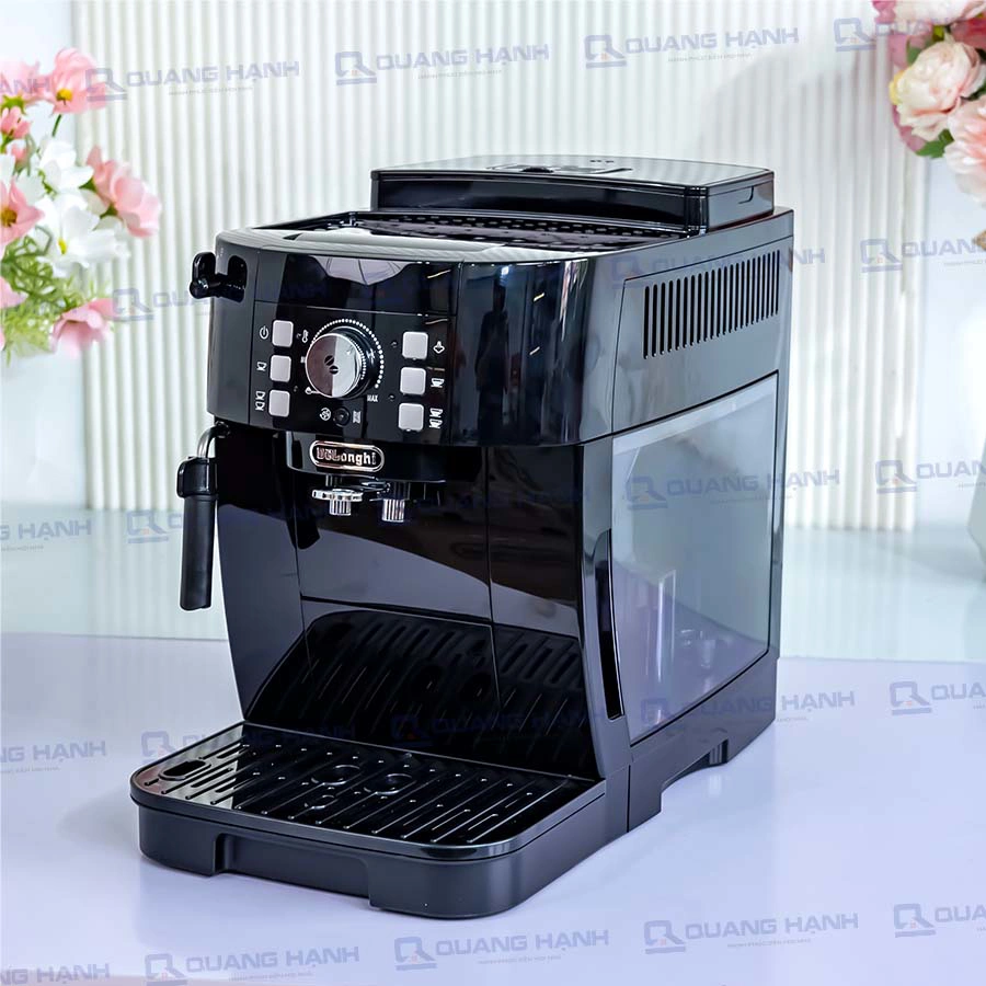 Ảnh thực tế Máy pha cà phê Delonghi ECAM12.122.B