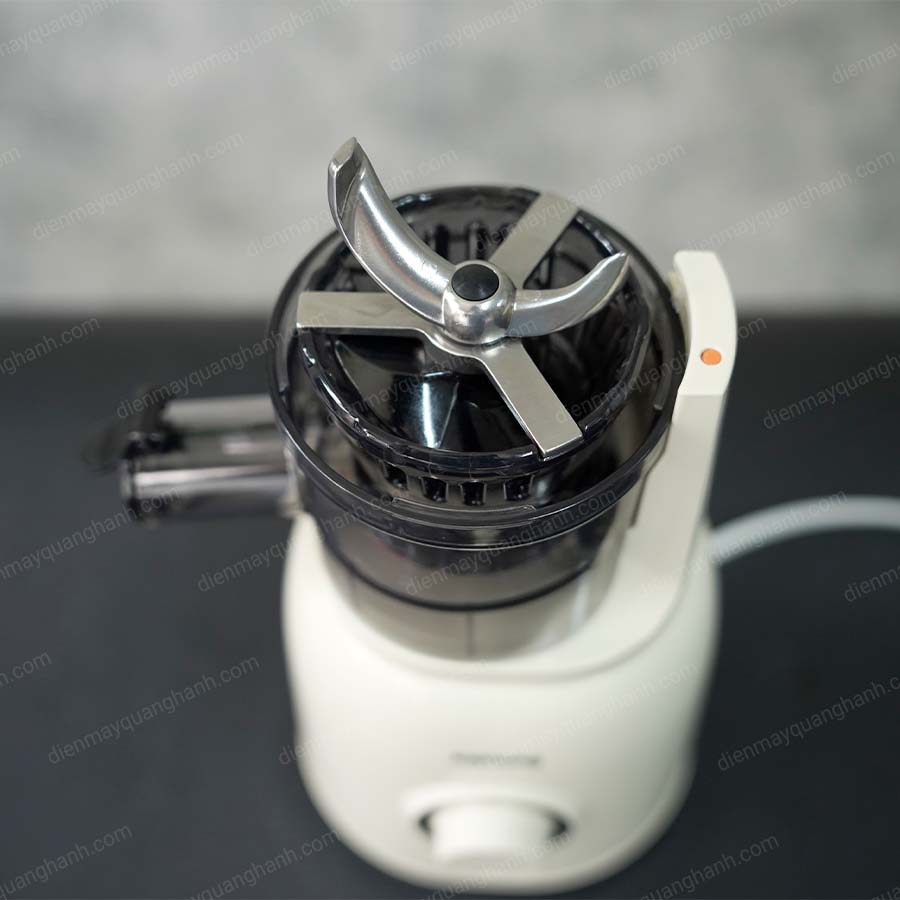 Ảnh thực tế Máy ép chậm Joyoung JSJ-550